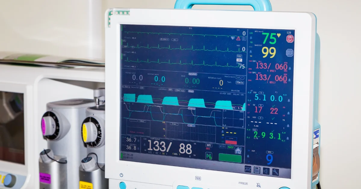 A Step-by-Step Guide on How to Read a Hospital Patient Monitor